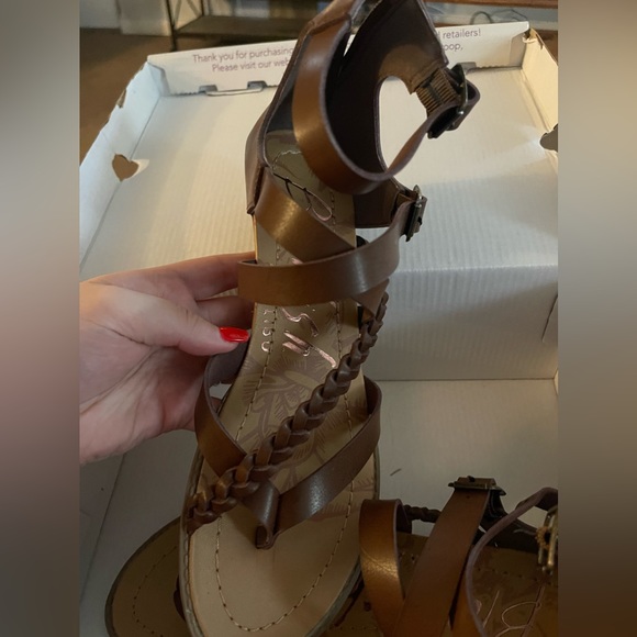 Blowfish sandles - Picture 2 of 2